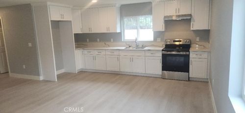 3117 S Center St, Santa Ana, CA, 92703 | Card Image