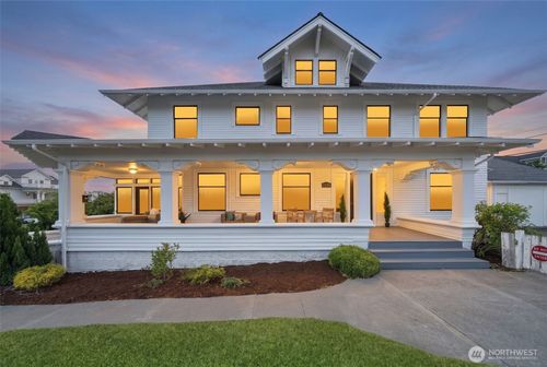 2329 Rucker Ave, Everett, WA, 98201-5713 | Card Image