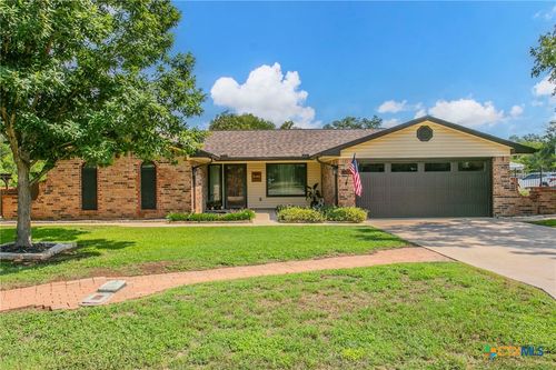 4531 Brady Blvd, Belton, TX, 76513-7054 | Card Image