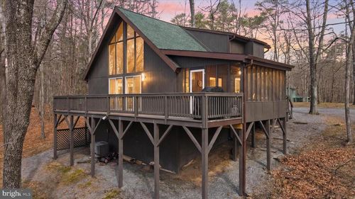 904 Walden Rd, HEDGESVILLE, WV, 25427-6726 | Card Image