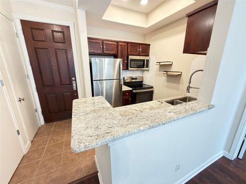 315-4515 Briar Hollow Pl, Houston, TX, 77027-9722 | Card Image