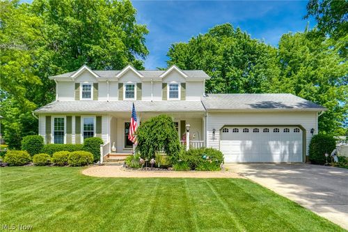 2705 Calais Dr, Stow, OH, 44224-5508 | Card Image
