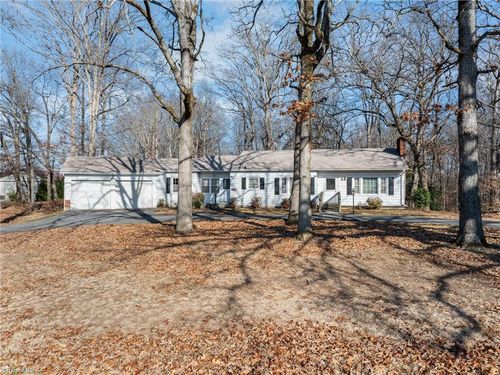 2730 Hickory Tree Road, Winston Salem, NC, 27127 | Card Image