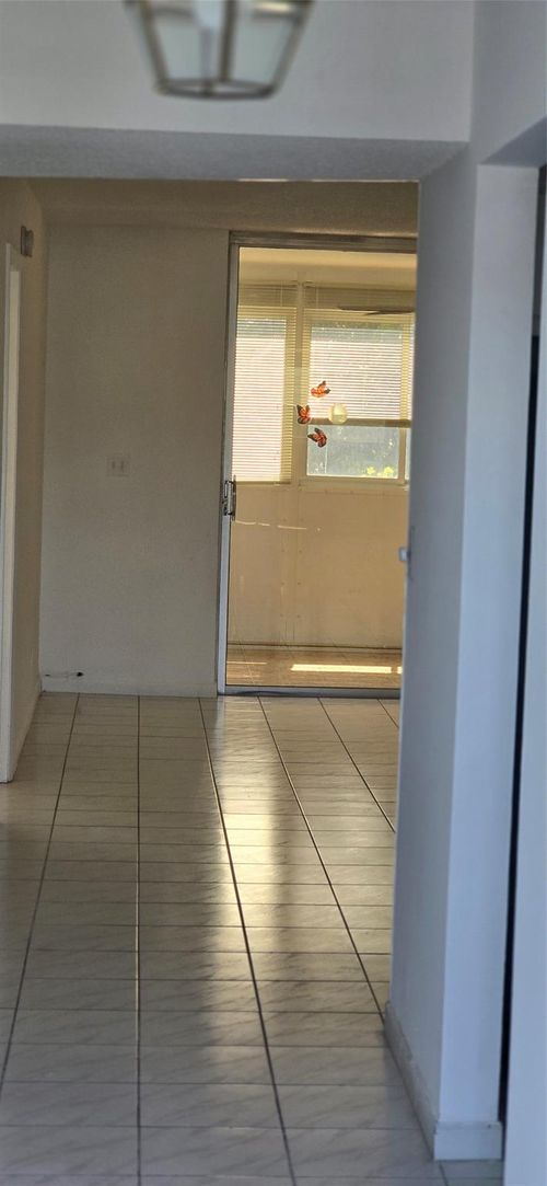 303-7680 Nw 18th St, Margate, FL, 33063 | Card Image