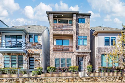 8008 Zeppos Dr, Plano, TX, 75024-7811 | Card Image