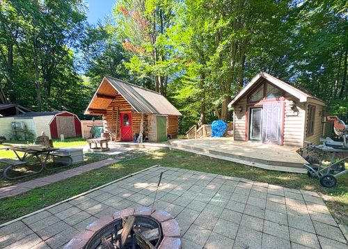 6367 S Outer Loop Dr, Custer, MI, 49405-8707 | Card Image