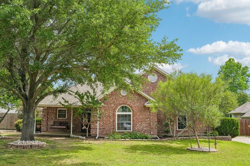 304 Woodlawn St, Krum, TX, 76249-5118 | Card Image