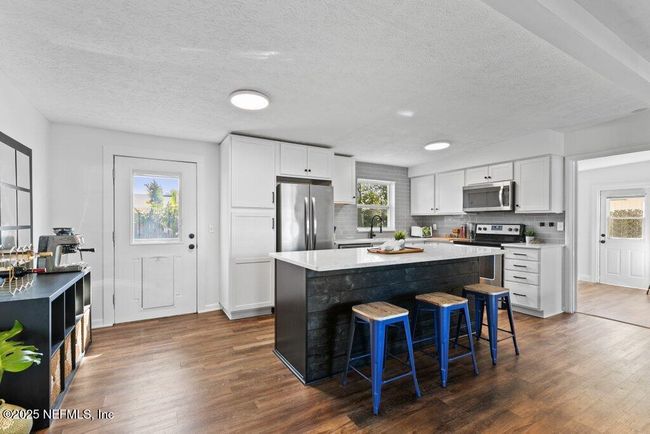 451 Sargo Rd, House other with 3 bedrooms, 2 bathrooms and null parking in ATLANTIC BEACH FL | Image 8