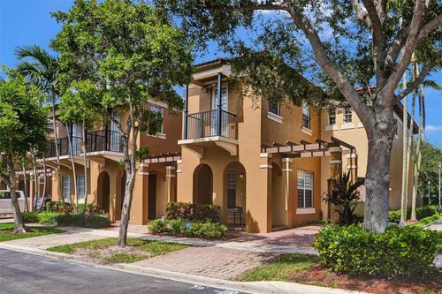 4431 Arabian Way, Davie, FL, 33328-2802 | Card Image