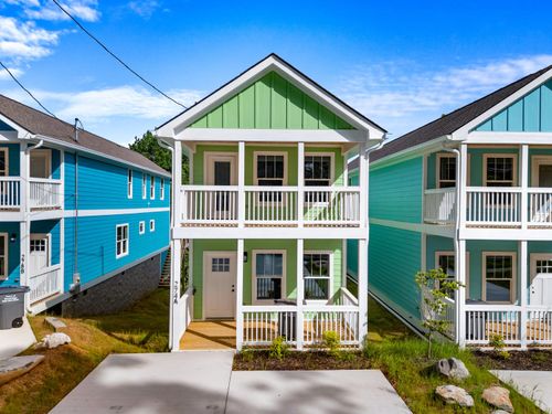 274 A W Main Street, Dandridge, TN, 37725 | Card Image