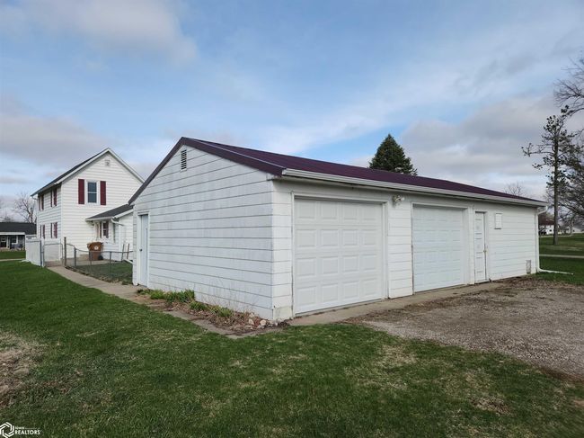 1128 Prince St, House other with 5 bedrooms, 4 bathrooms and null parking in Grinnell IA | Image 72