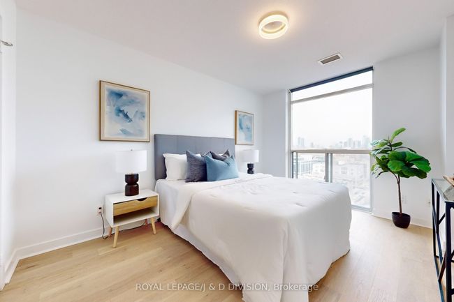1707 - 80 Western Battery Rd, Condo with 2 bedrooms, 2 bathrooms and null parking in Toronto ON | Image 10