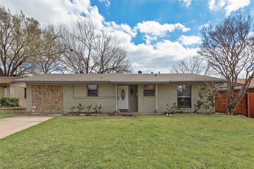 3924 Emerald Dr, Mesquite, TX, 75150-2537 | Card Image