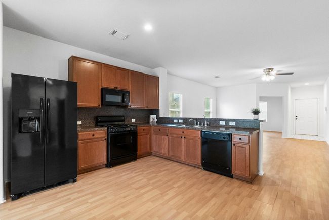 15026 Silhouette Ridge Dr, House other with 3 bedrooms, 2 bathrooms and 2 parking in Humble TX | Image 18