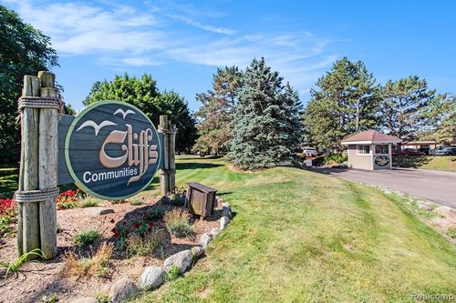 apt-303c-855 Cliffs Dr, Ypsilanti, MI, 48198-7314 | Card Image