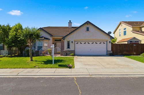 1738 Winchester Dr, Manteca, CA, 95336-7057 | Card Image