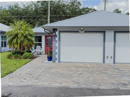 20-202 Village Cir, Labelle, FL, 33935-4992 | Card Image