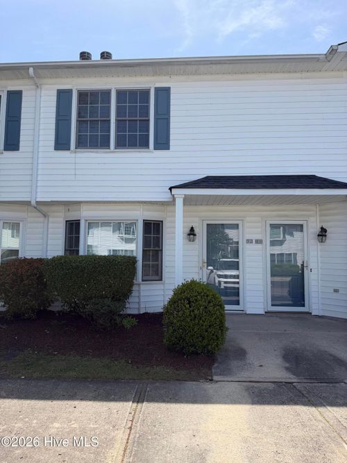 r2-3801 Sterling Pointe Drive, Winterville, NC, 28590 | Card Image