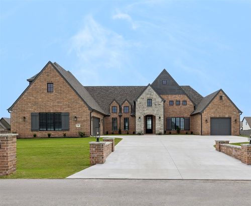 88 W 165th Pl S, Glenpool, OK, 74033 | Card Image