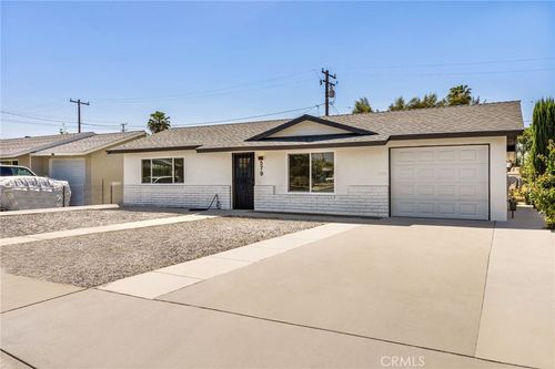 579 W Mayberry Avenue, Hemet, CA, 92543 | Card Image