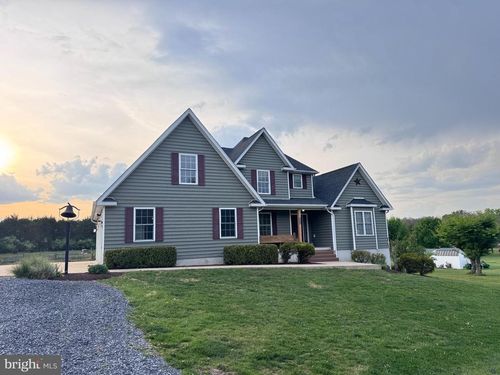 395 Mason Farm Dr, KEARNEYSVILLE, WV, 25430-5884 | Card Image