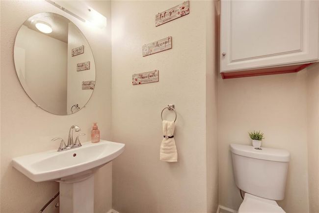 Half Bath 1st Floor | Image 30