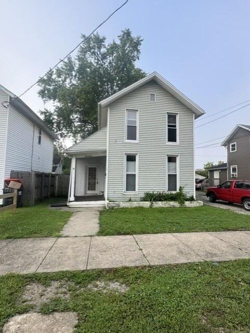 17 Western Ave, Newark, OH, 43055-4128 | Card Image