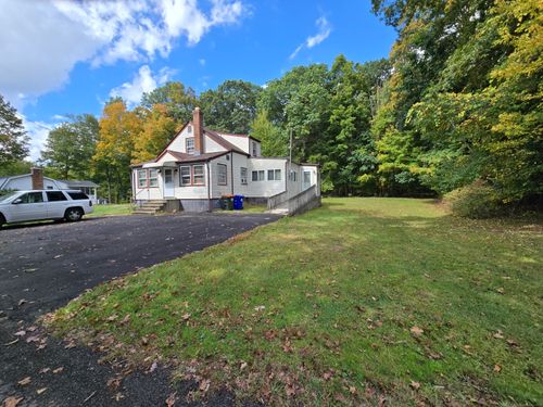 15 Hampton Trl, Wallingford, CT, 06492-2617 | Card Image