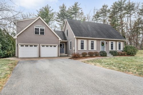 16 Juniper Way, Merrimack, NH, 03054-3564 | Card Image