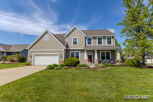 2639 Hawthorne Ct, Jenison, MI, 49428-8215 | Card Image