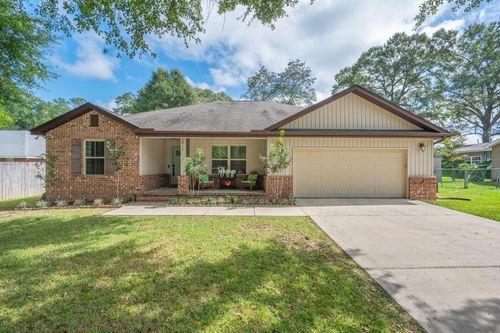 5811 Roberts Rd, Crestview, FL, 32536-9377 | Card Image