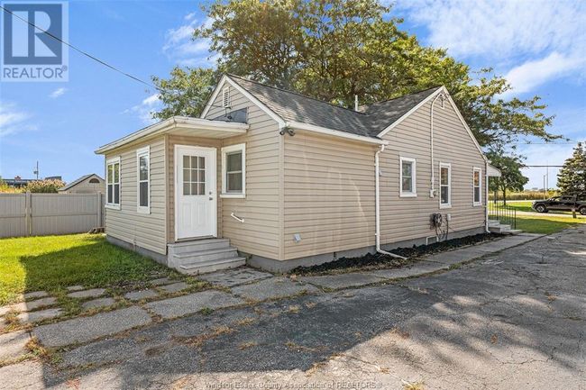 2968 Langlois Ave, House other with 3 bedrooms, 1 bathrooms and null parking in Windsor ON | Image 22