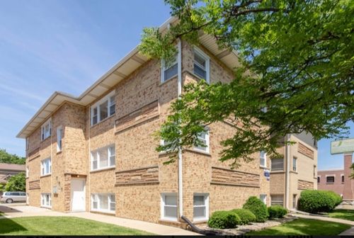bw-4904 N Harlem Ave, Harwood Heights, IL, 60706-3539 | Card Image