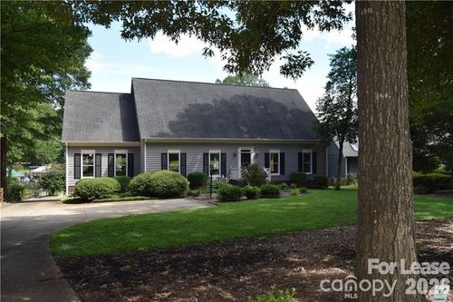 8118 Blades Trl, Denver, NC, 28037-9152 | Card Image