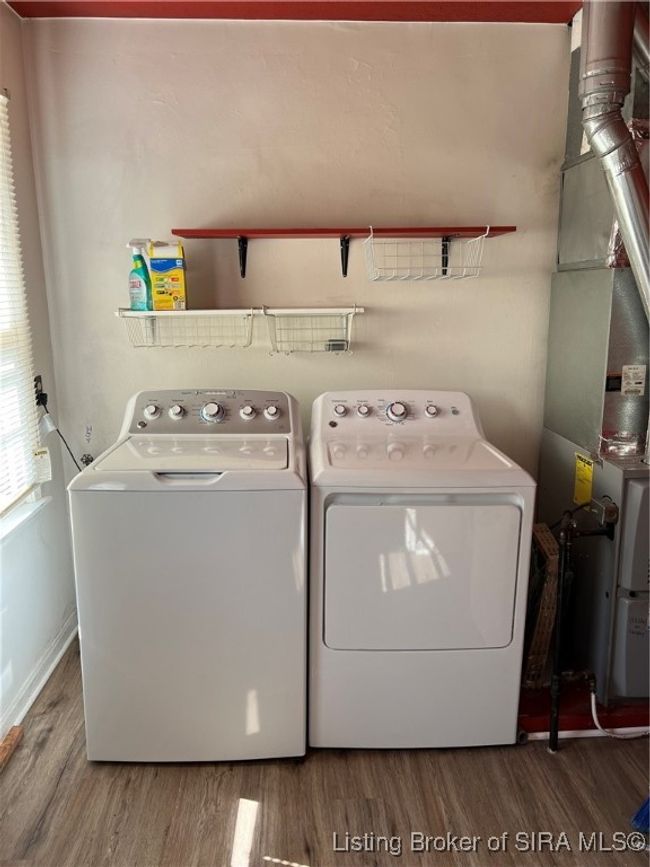Nice laundry room | Image 16