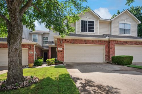 8621 Hunters Trace Ln, Plano, TX, 75024-7708 | Card Image