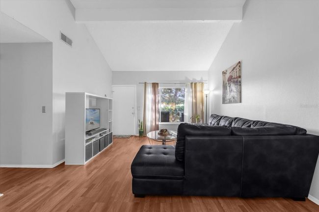 2504 London Bridge Ct, Townhouse with 3 bedrooms, 2 bathrooms and null parking in ORLANDO FL | Image 7