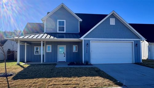 2200 Salina Cir, Granbury, TX, 76048 | Card Image