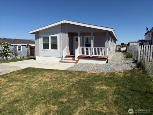 52-402 Maple Ave, Sunnyside, WA, 98944-2194 | Card Image