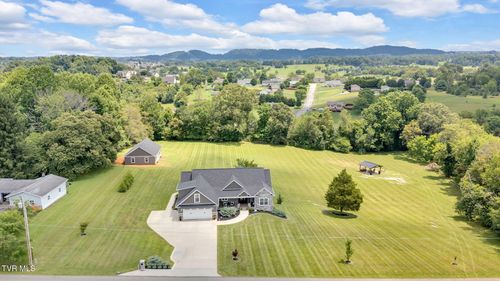 257 Elmer Walker Rd, Jonesborough, TN, 37659-3152 | Card Image