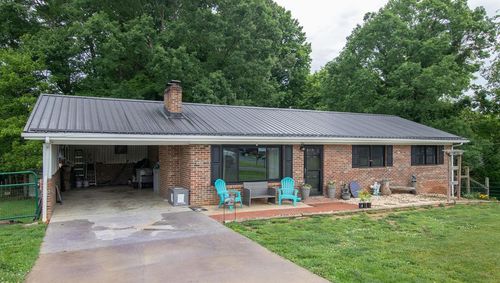 19201 Moulin St, Abingdon, VA, 24210-9675 | Card Image