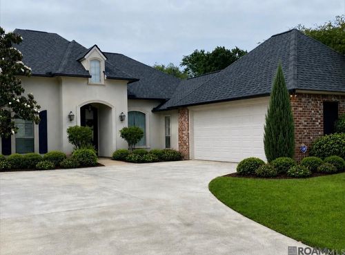 16633 Highland Club Ave, Baton Rouge, LA, 70817-7022 | Card Image
