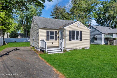 71 Bay Ave, North Middletown, NJ, 07748-5713 | Card Image