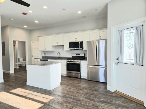 apt-101-2 Railroad Ave, Merrimack, NH, 03054-4180 | Card Image