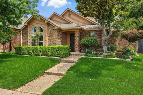 125 Benwynd Dr, Mesquite, TX, 75149-4953 | Card Image