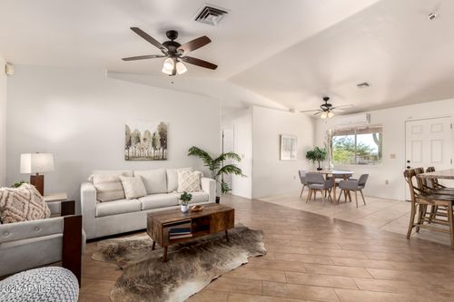 48252 N 23rd Ave, New River, AZ, 85087-6971 | Card Image