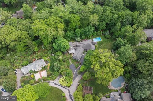 241 Cheswold Ln, HAVERFORD, PA, 19041-1803 | Card Image