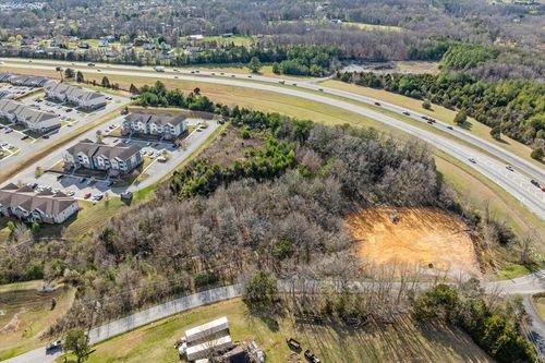 275 Quinland Lake Rd, COOKEVILLE, TN, 38506-5151 | Card Image