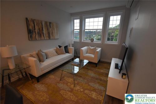 205-75 S Main St, Phillipsburg, NJ, 08865-2339 | Card Image