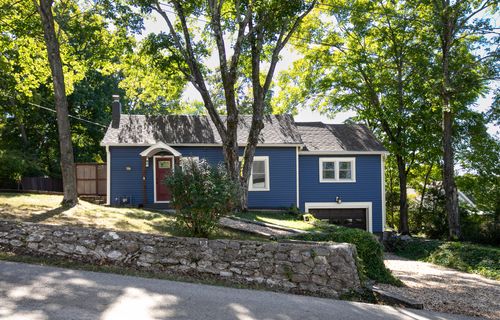 306 E Oak Street, Ozark, MO, 65721 | Card Image